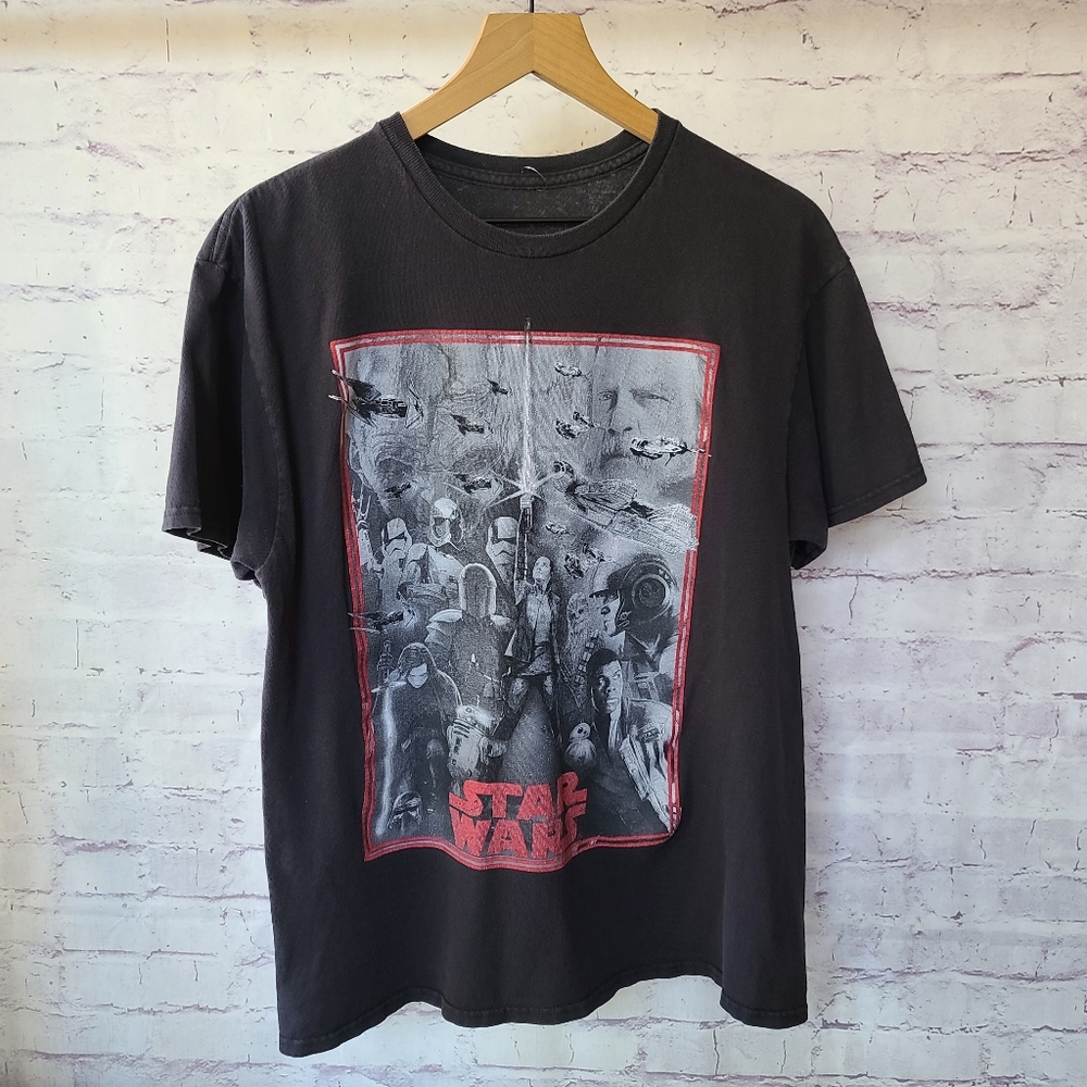 Star Wars Rise of Skywalker Graphic Print Tee 21x27